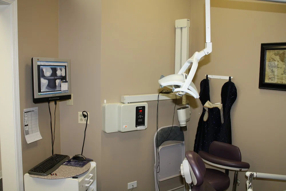 R Aaron Eissens DDS PC Picture 1