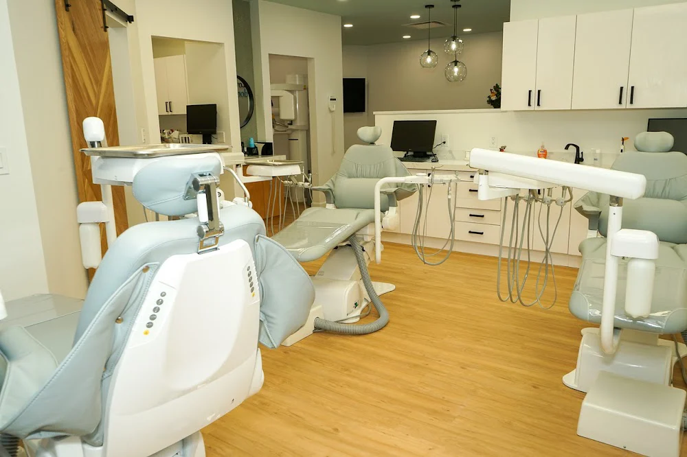 Brush Hollow Orthodontics, Dr. Erin Diamantakis Picture 1