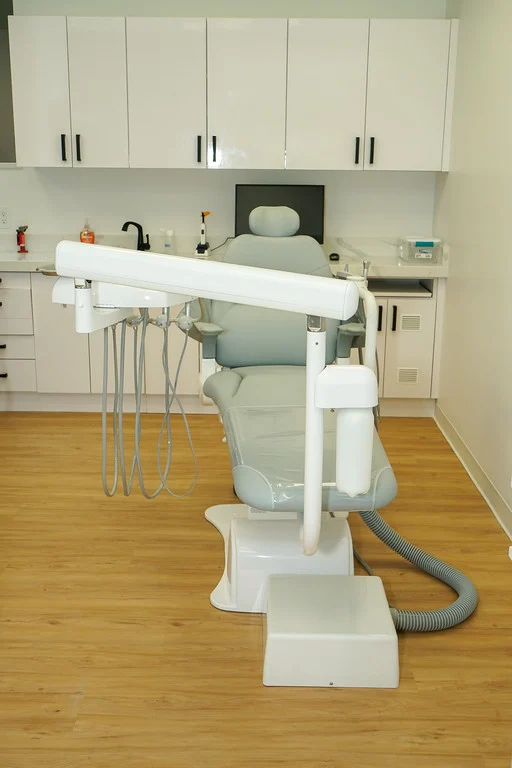 Brush Hollow Orthodontics, Dr. Erin Diamantakis Picture 5