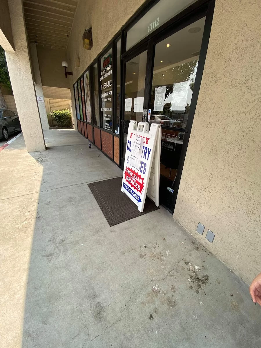 Harbor Smiles Dental & Orthodontics Picture 1