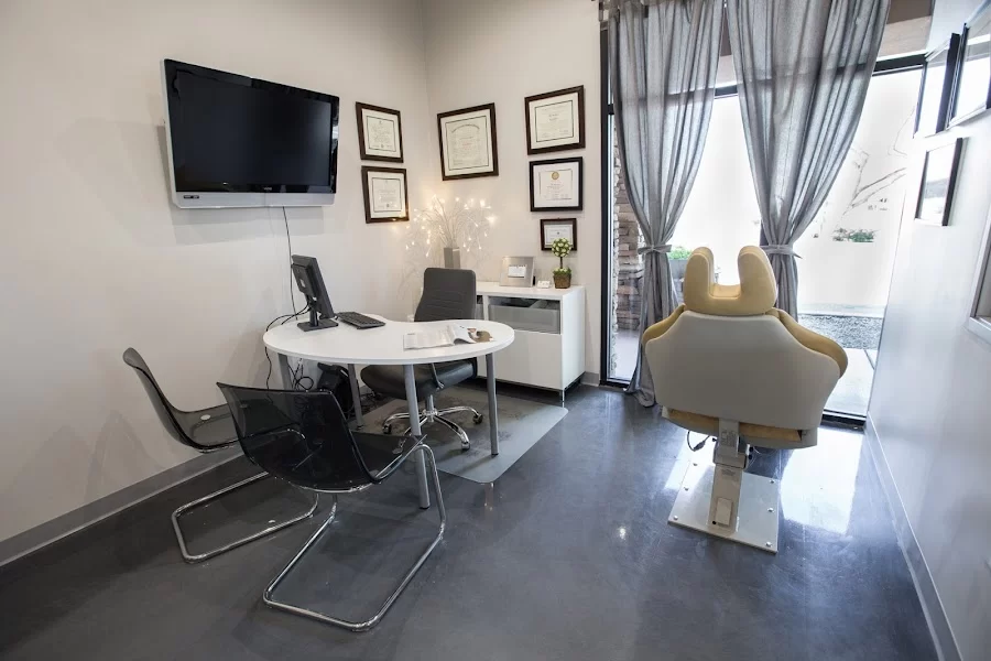 OoLi Orthodontics Picture 3