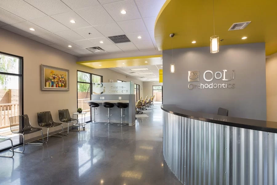 OoLi Orthodontics Picture 2