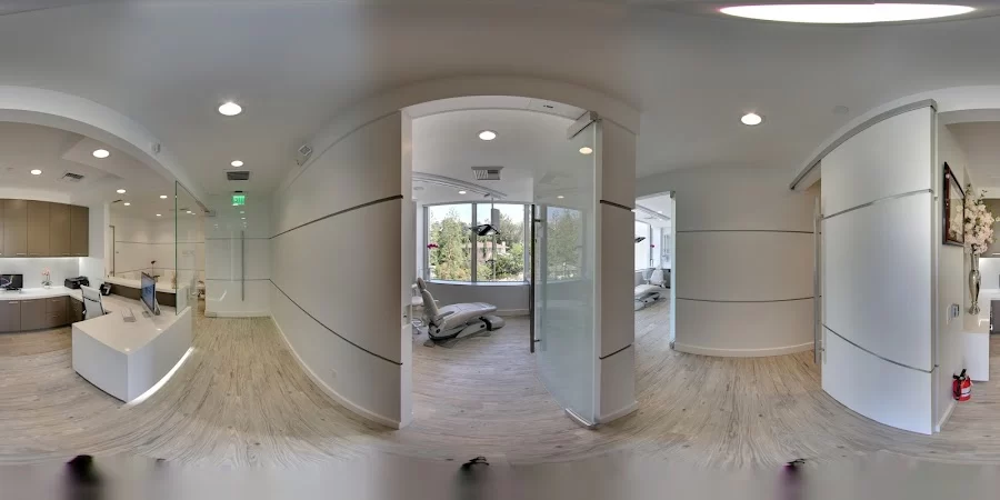 Sunset Dental Studio Picture 2