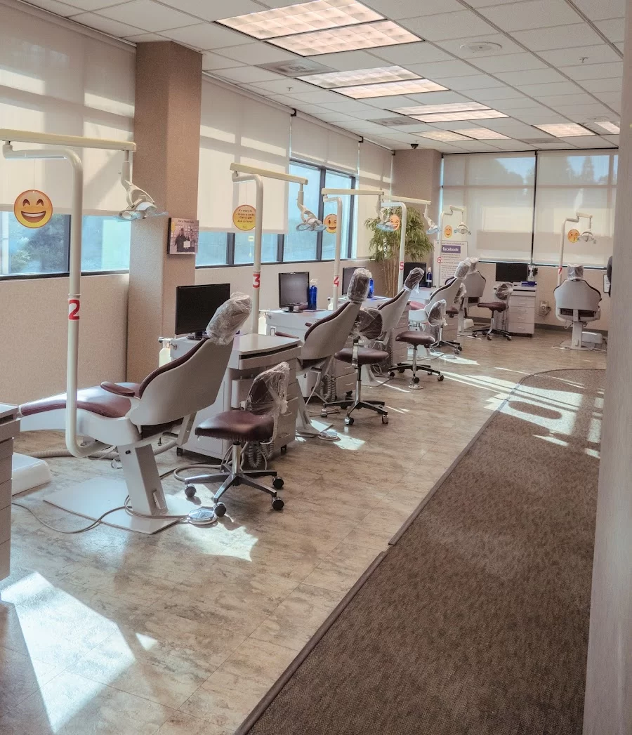 Abari Orthodontics and Oral Surgery - Diamond Bar Picture 9