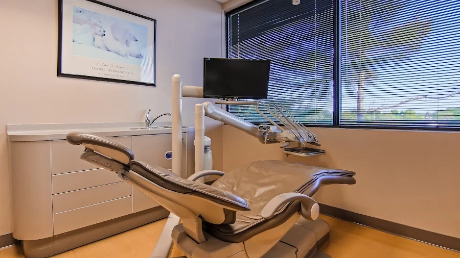 New Castle Dental Associates Picture 3