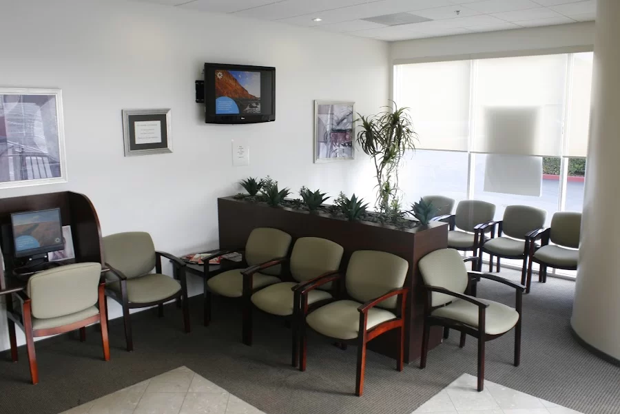 Walnut Smiles Dentistry and Orthodontics Picture 4