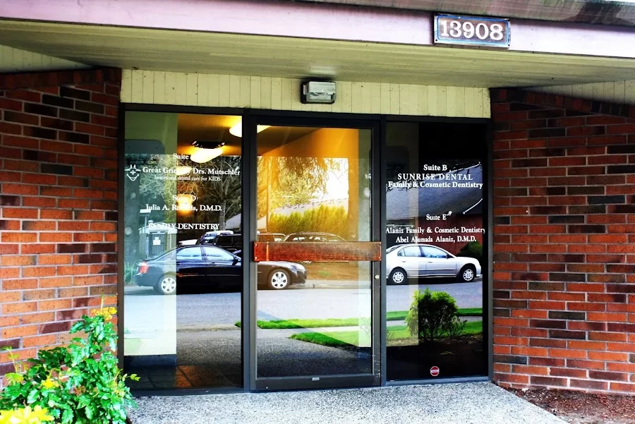 Sunrise Dental of Gresham Picture 6