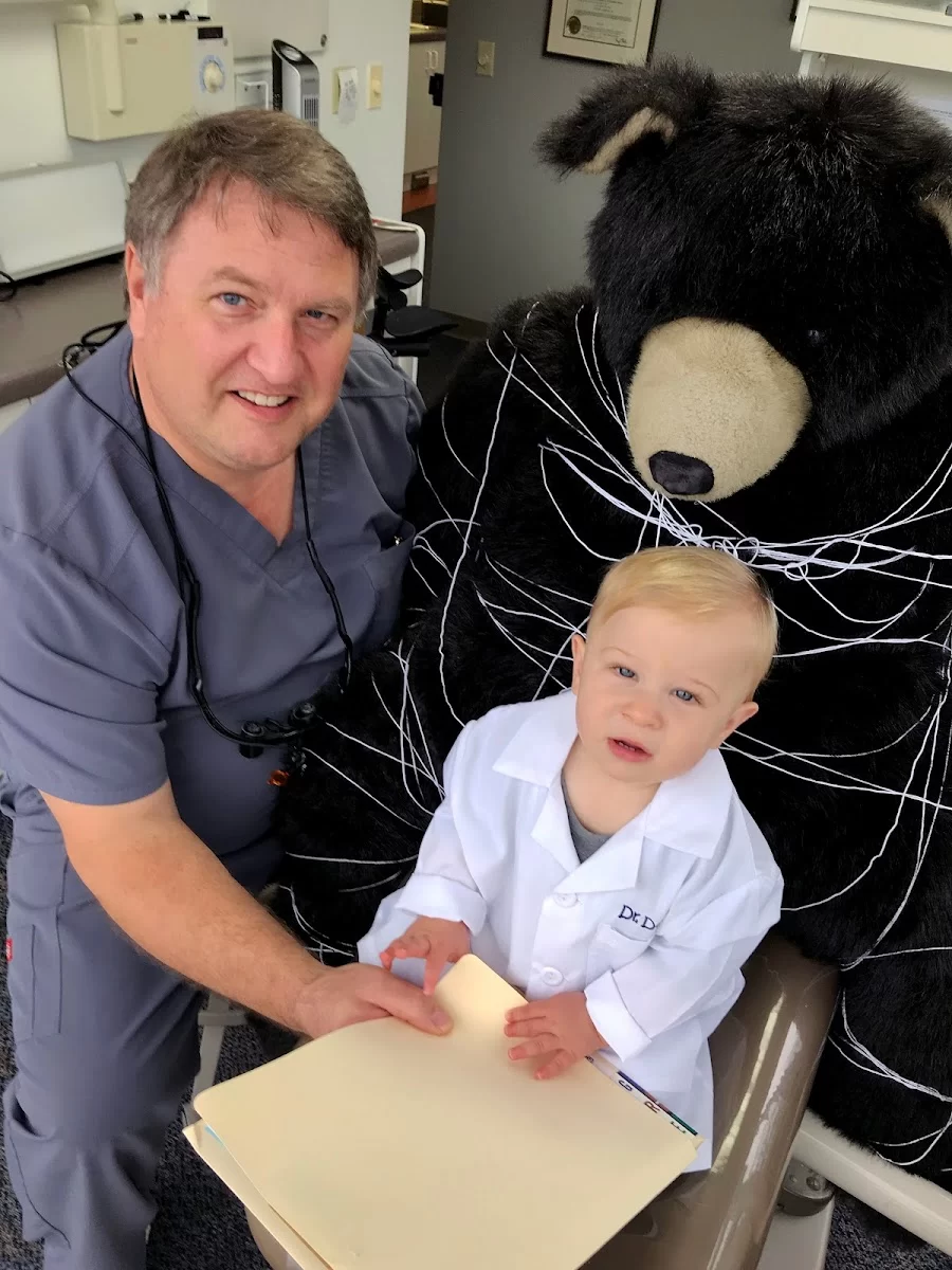 Dr. Victor L. Gregory Jr. Family & Cosmetic Dentistry Picture 8