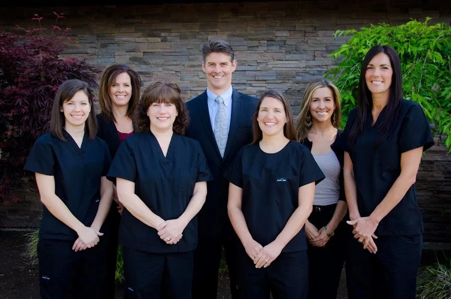 Premier Dental & Implants Picture 4