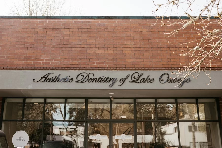 Aesthetic Dentistry of Lake Oswego Picture 5