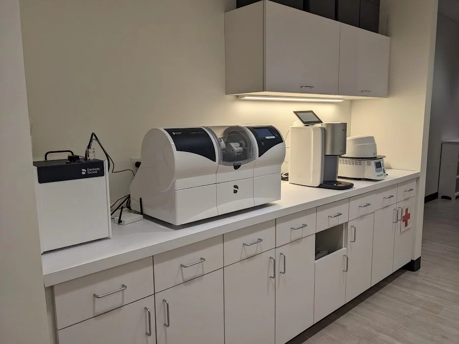 Lake Grove Dental Picture 2