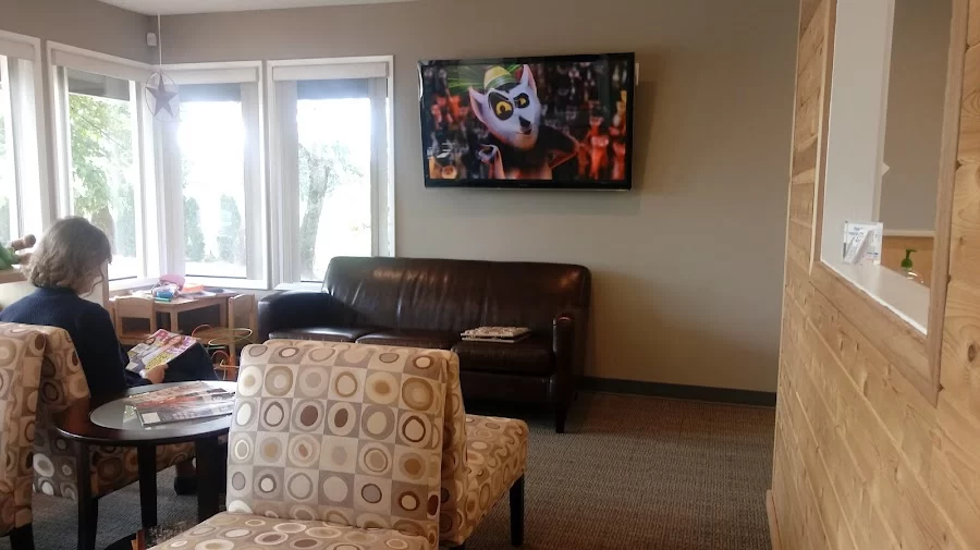 Hi 5 Dental Dentistry for Kids & Orthodontics! Picture 1