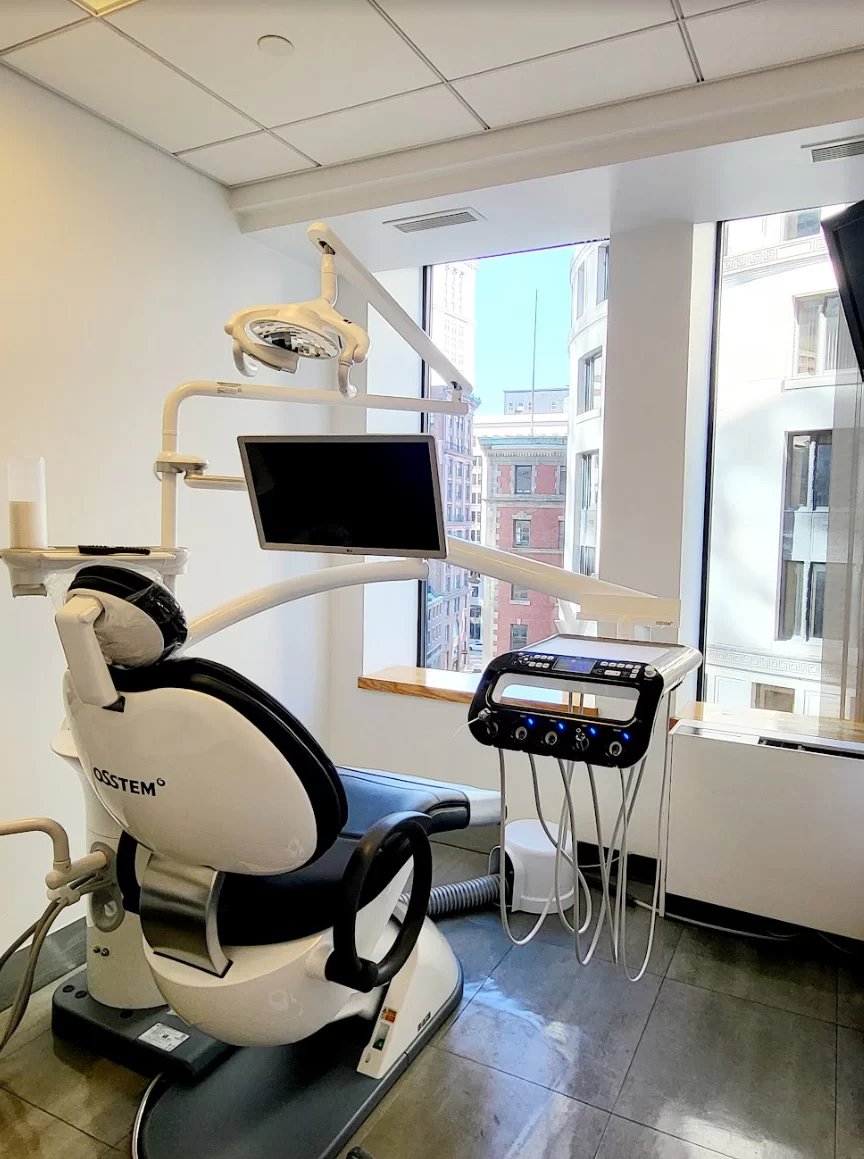 ELLUI Dental Picture 8
