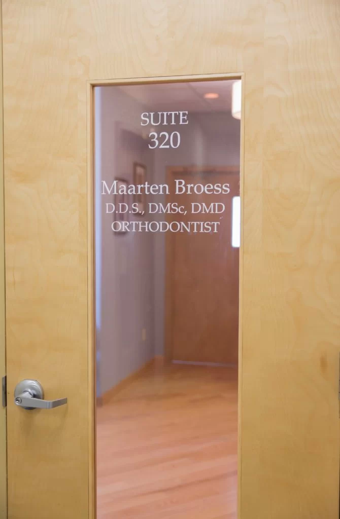 Maarten Broess, DDS, DMSc, DMD, PC Picture 3