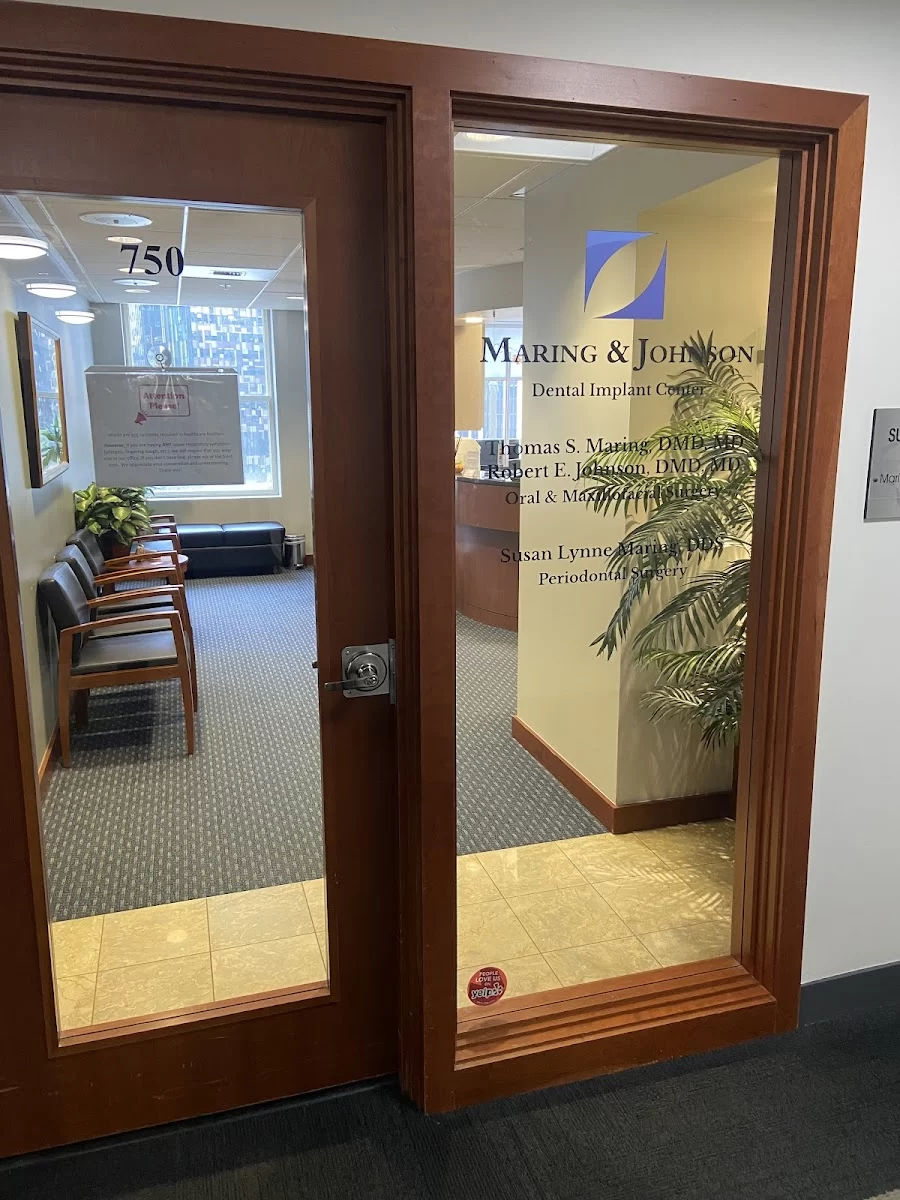 Maring & Johnson Oral Surgery and Dental Implant Center Picture 4
