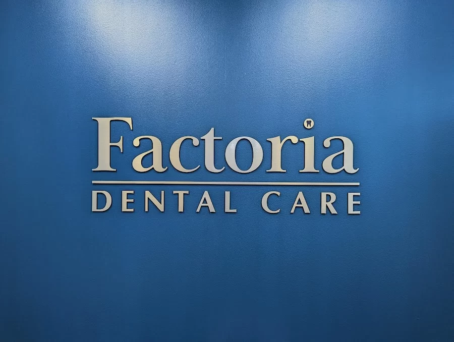 Factoria Dental Care Picture 3