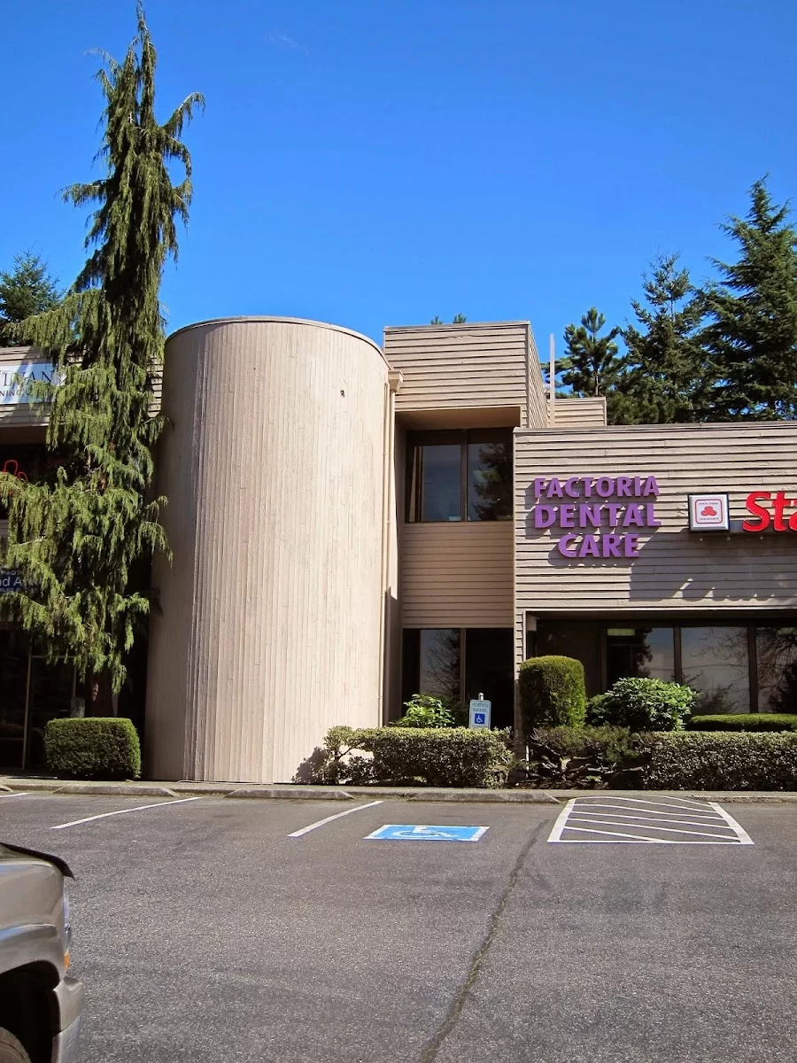 Factoria Dental Care Picture 5