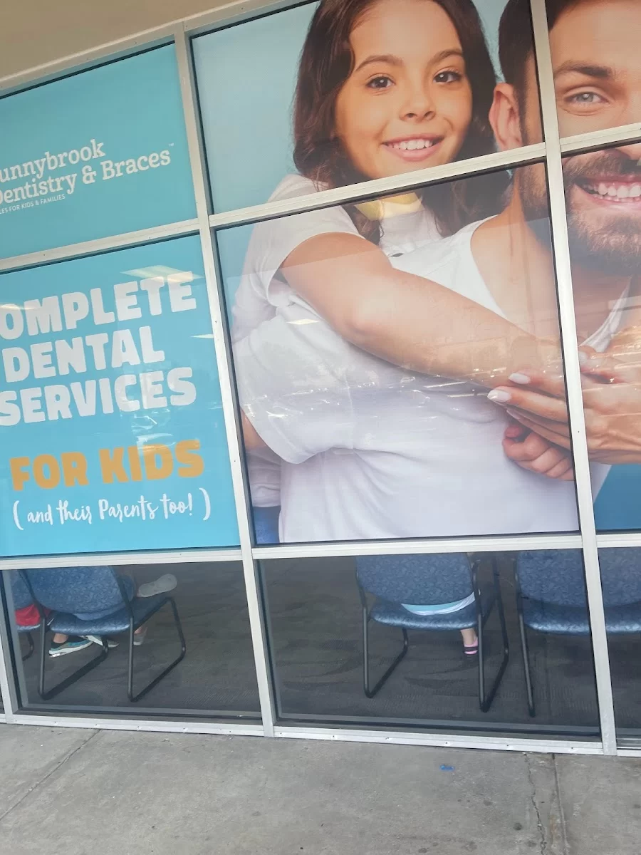 Sunnybrook Dentistry & Braces Picture 4