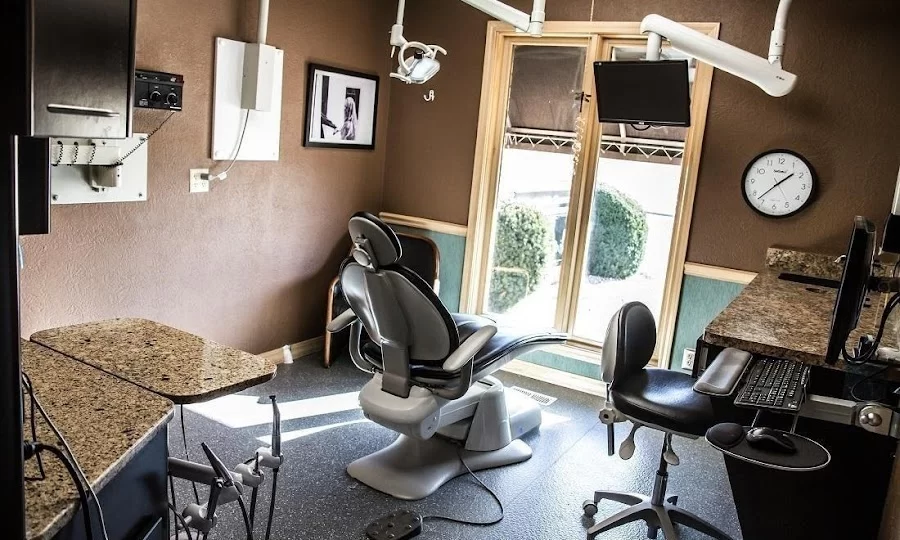 White Smiles Family Dental Picture 6