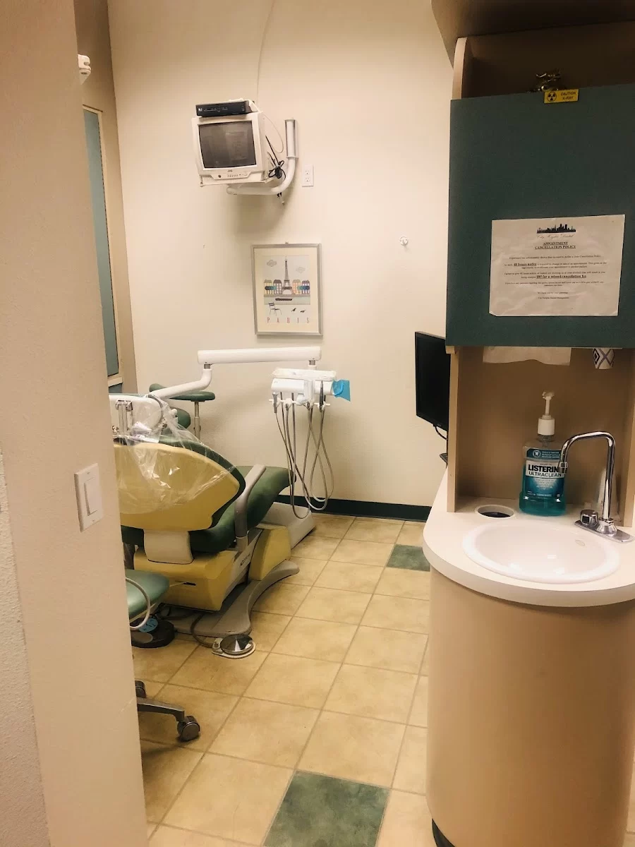 CITY HEIGHTS DENTAL Picture 4
