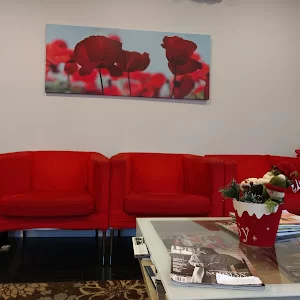 Modern Dental Studio - Tripthi Shetty DDS Picture 1