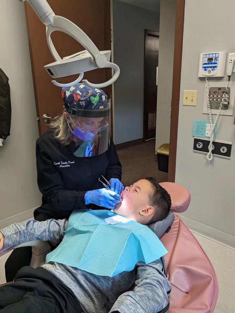Smith Family Dental Associates Picture 1
