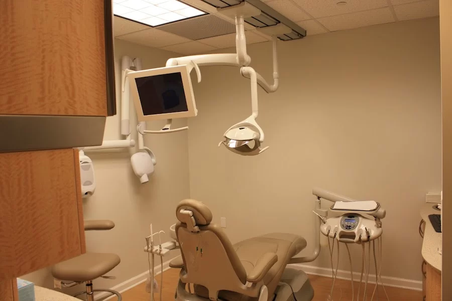 Edison Dental Care Picture 1