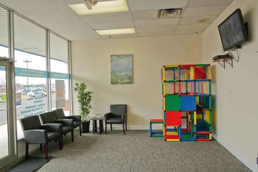 Dr. Dental: Dentistry & Braces Picture 5