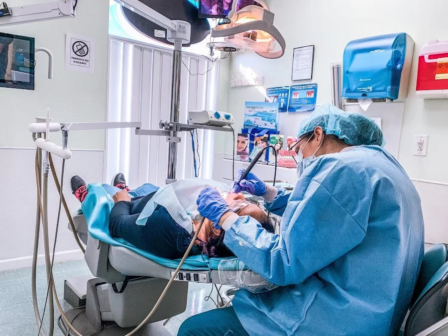 Clinica Dental La Paz Picture 2