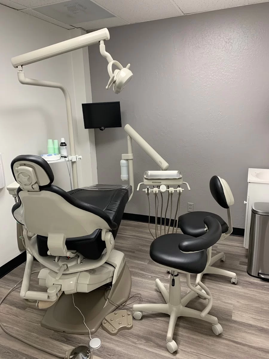 Cesar Zamora, DDS Picture 6
