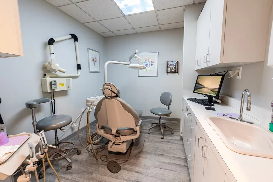 Fords Family Dental Care Picture 4