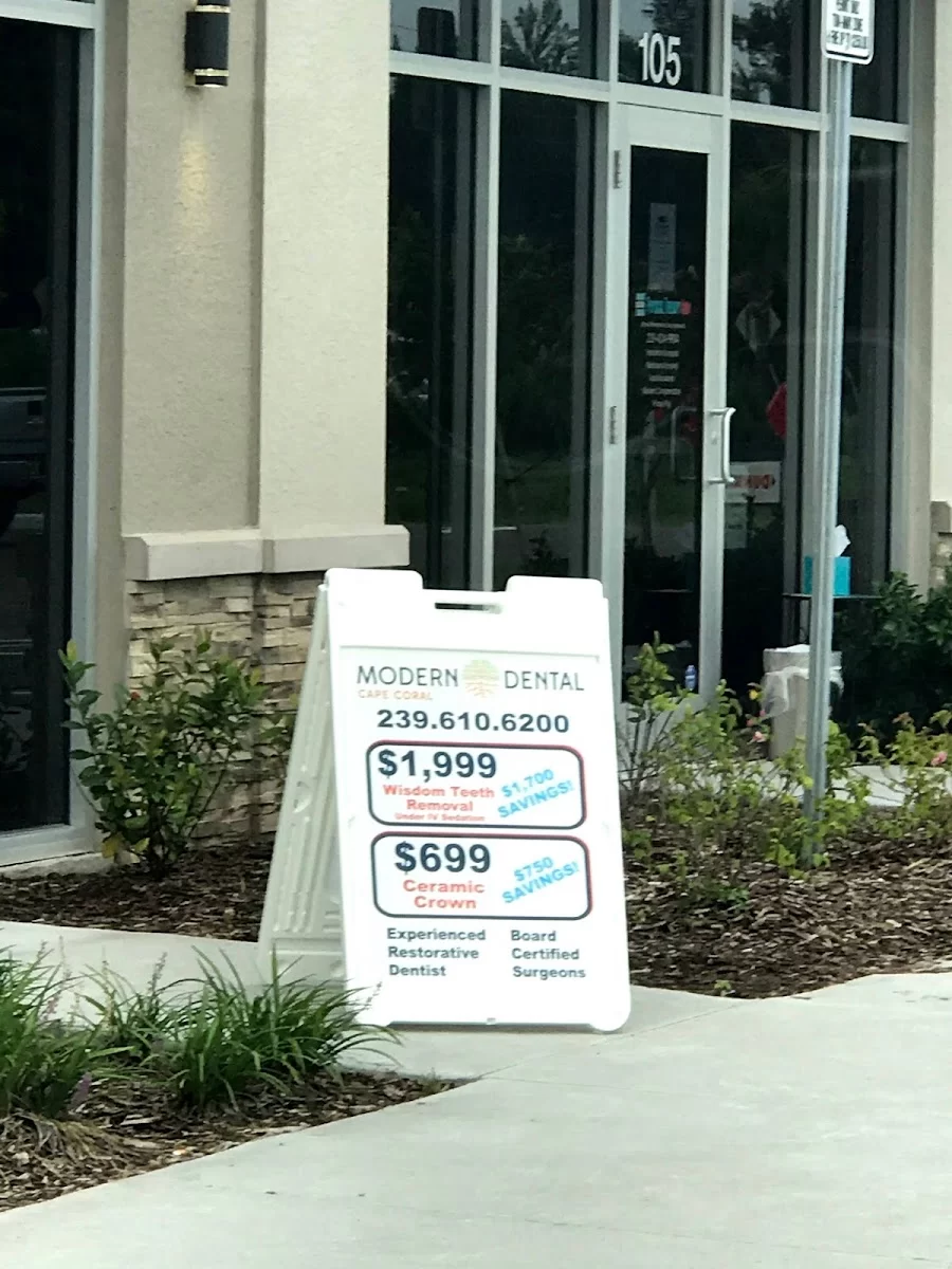 Modern Dental Cape Coral Picture 5