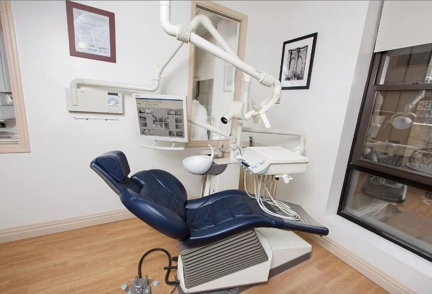 Frank Orlando DDS, FAGD, FICOI Picture 10