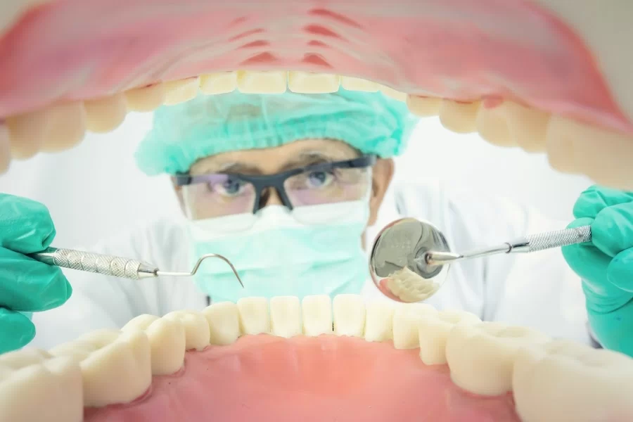 Smilodon Dental + Implants Picture 5