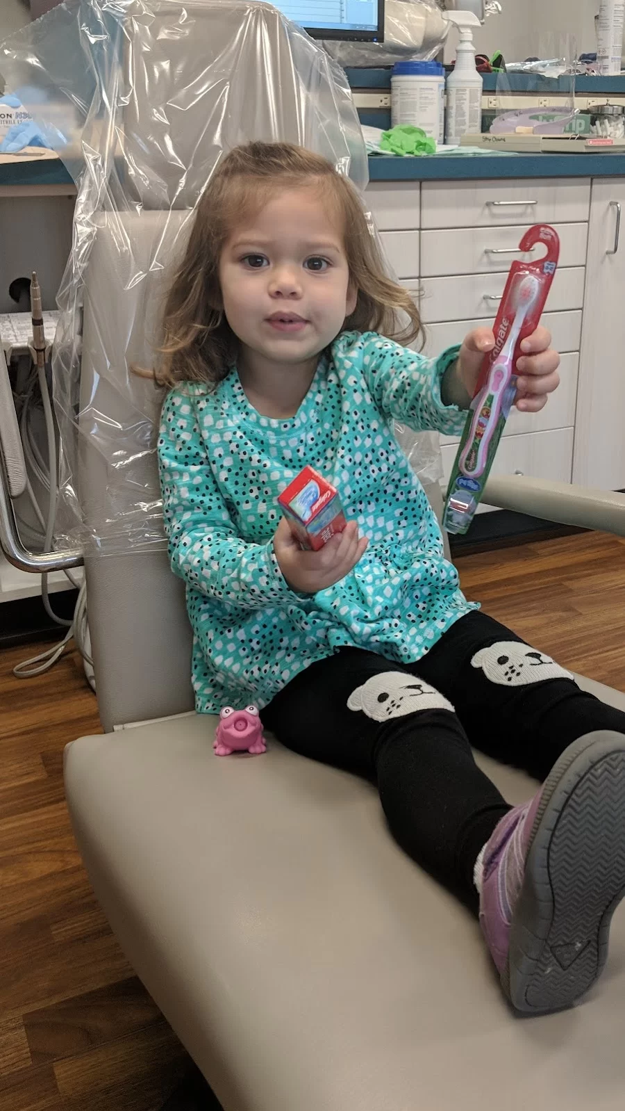 Pediatric and Adolescent Dentistry Picture 9