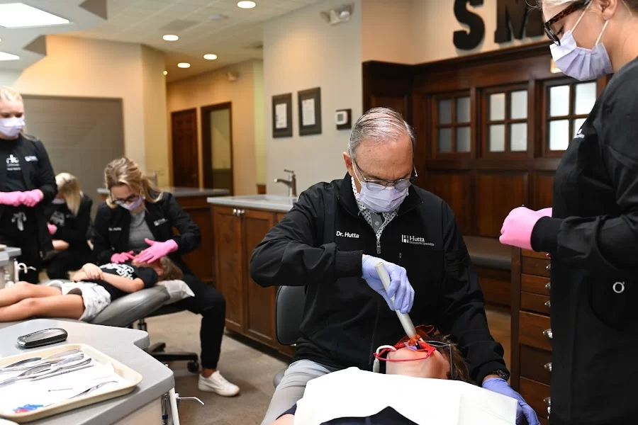 Hutta Orthodontic Specialists Picture 4
