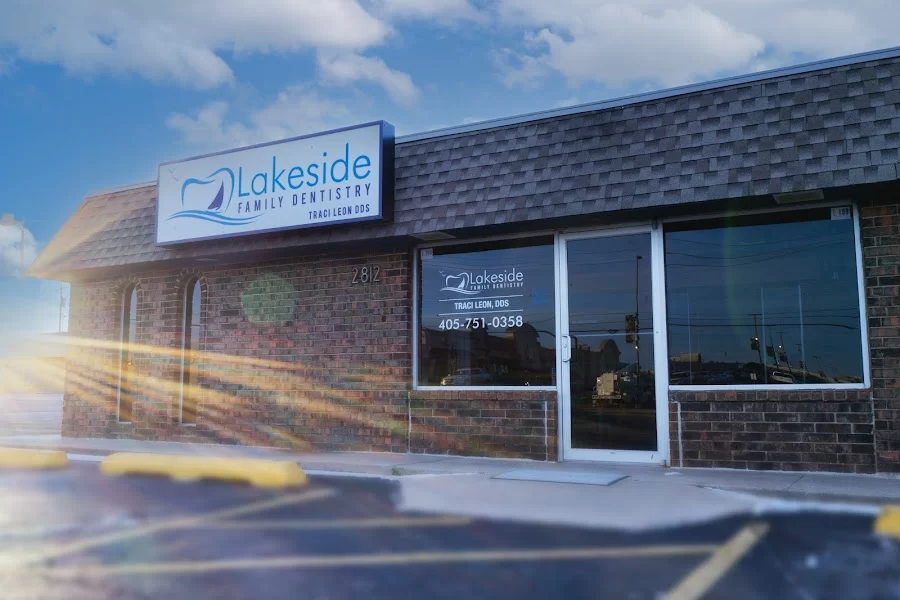Lakeside Family Dentistry Picture 1