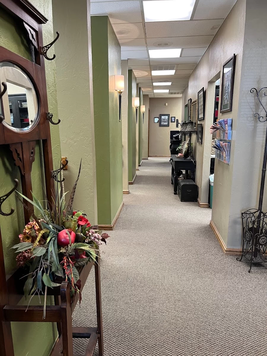 Laura B. Ousley, DDS Picture 9