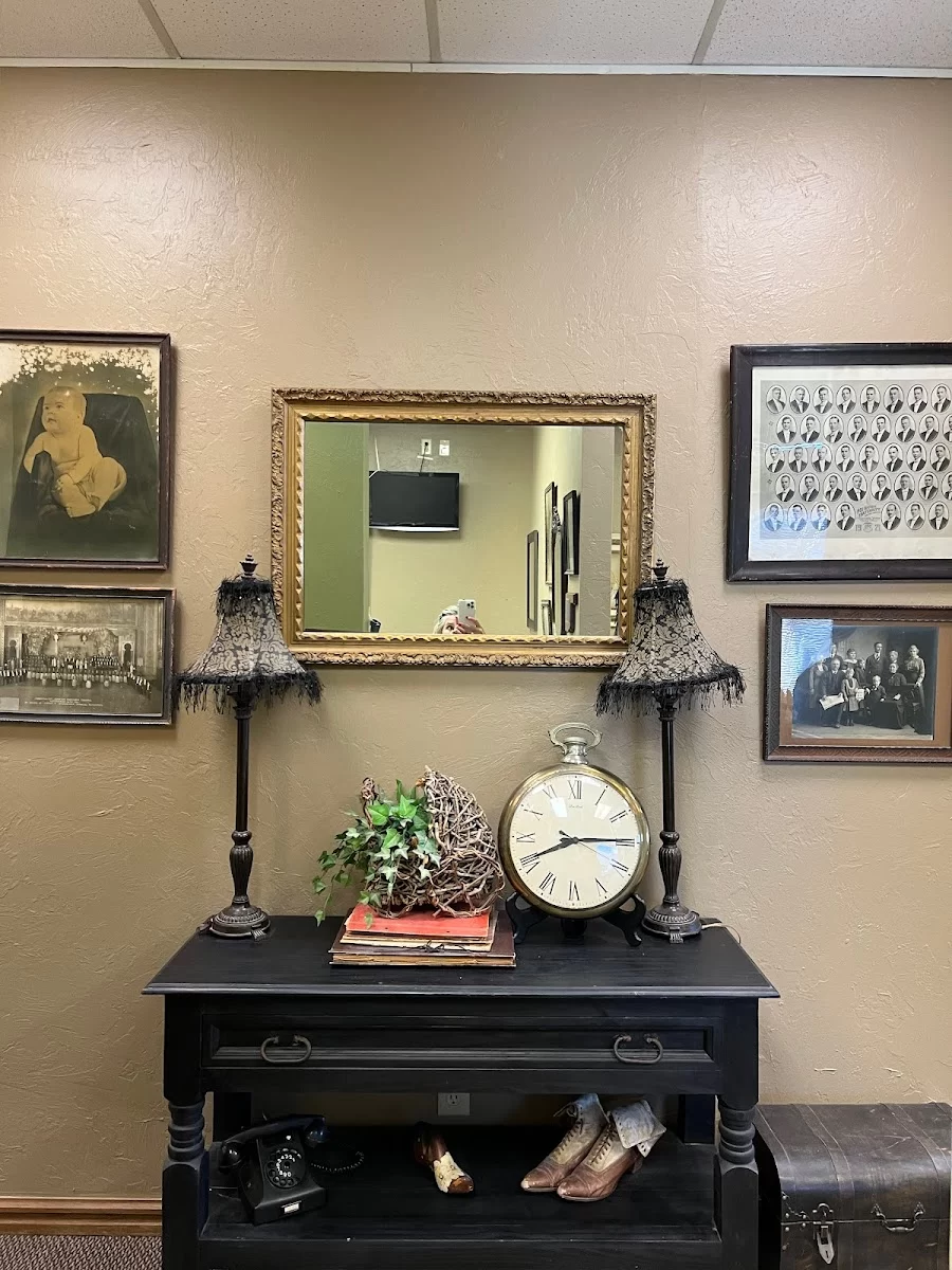 Laura B. Ousley, DDS Picture 8