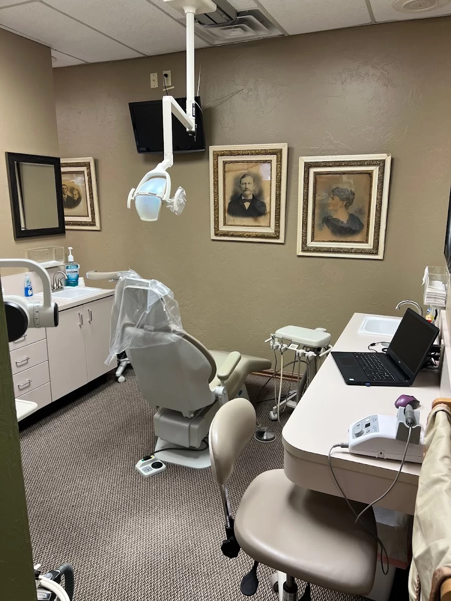 Laura B. Ousley, DDS Picture 6