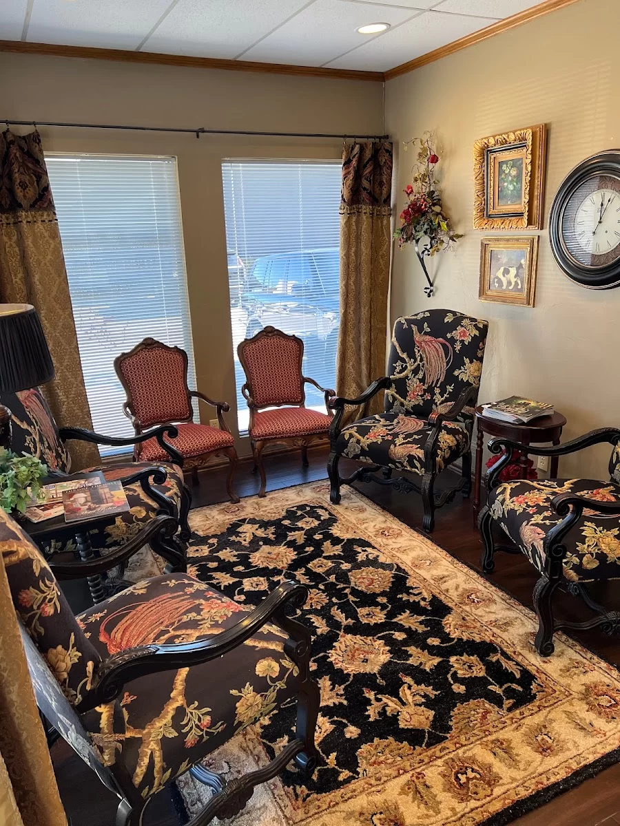 Laura B. Ousley, DDS Picture 10