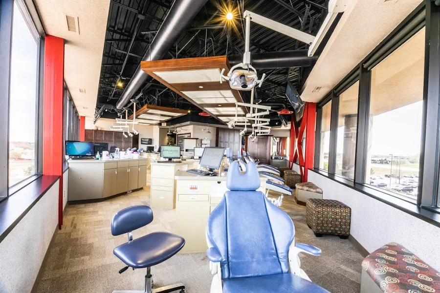 Orthodontic Associates on Hefner Picture 9