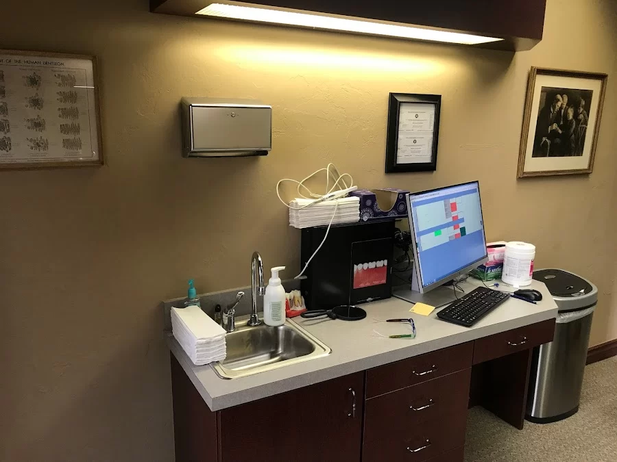 Comprehensive Family Dentistry Picture 3
