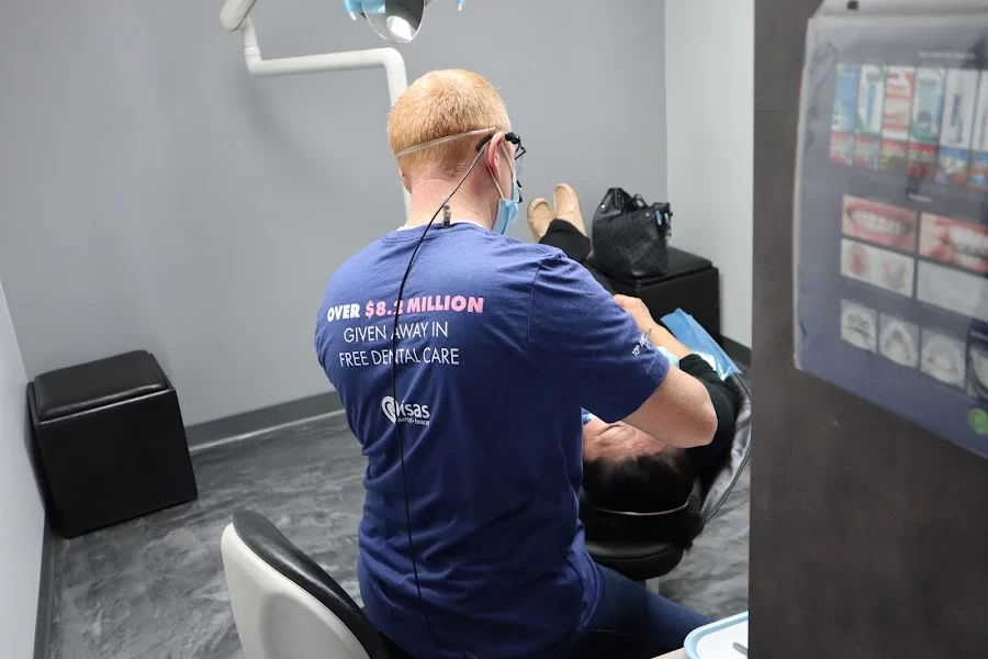 Risas Dental and Braces - Tempe Picture 3