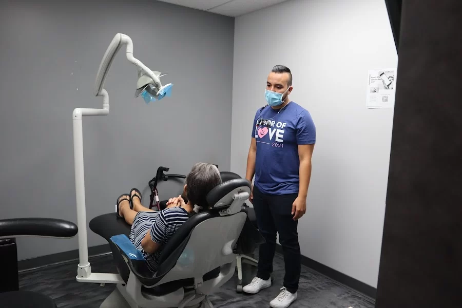 Risas Dental and Braces - Tempe Picture 2