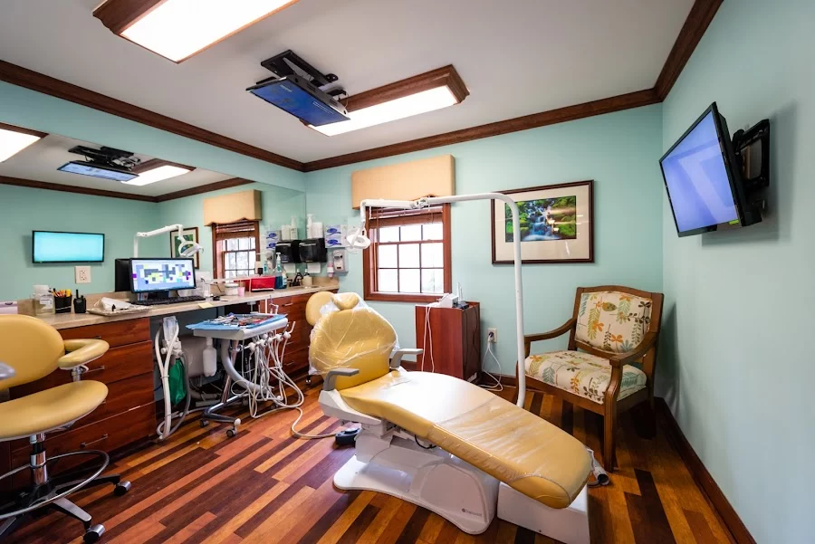 Crabtree Valley Dental Picture 1
