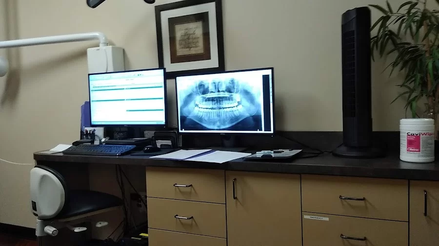 Cusumano Oral Surgery & Implant Center Picture 1