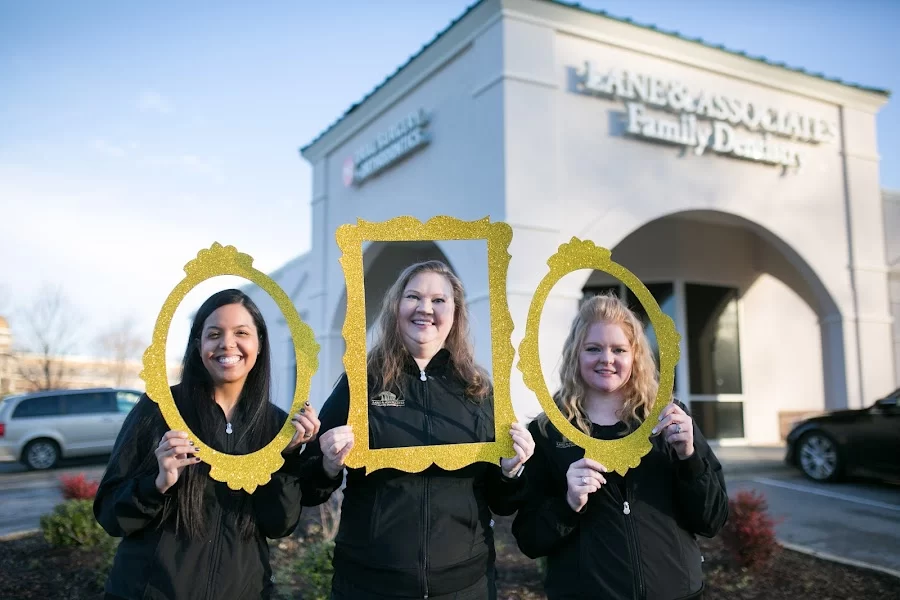 Lane & Associates Family Dentistry - Cary Tryon Picture 4