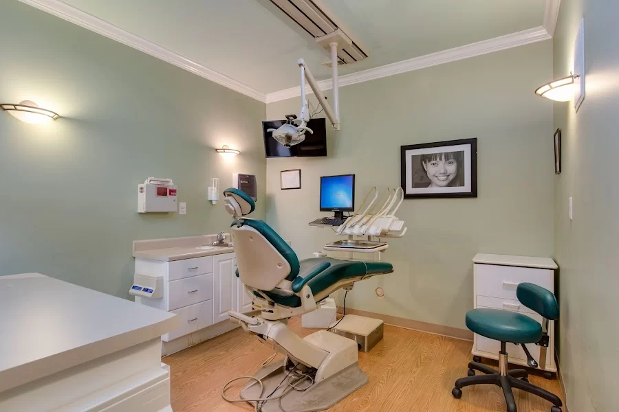 Lane & Associates Family Dentistry - North Raleigh Picture 3