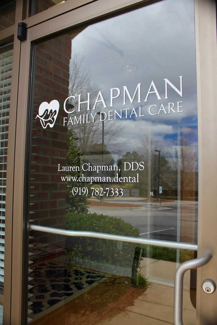 Chapman Implant & Comprehensive Dentistry Picture 9